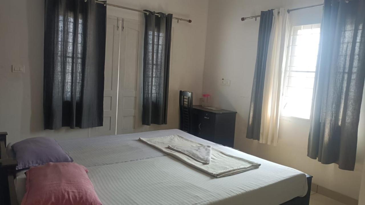 Апартаменти Nest Kochi Екстер'єр фото